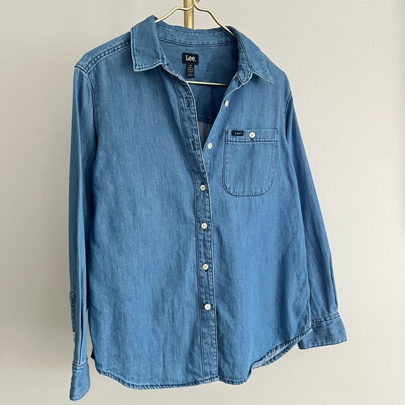 Lee Tops - Lee womens Casual 100% cotton Blue Button Down Shirt M